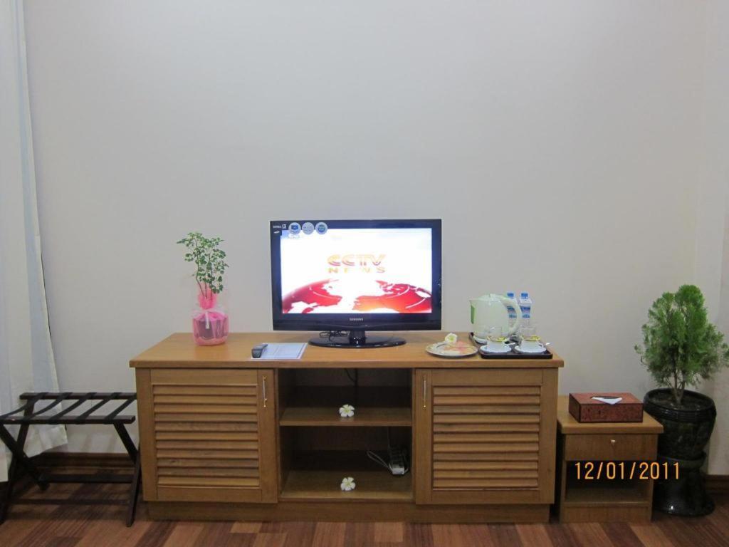 Myat Taw Win Hotel Naypyidaw Exterior foto