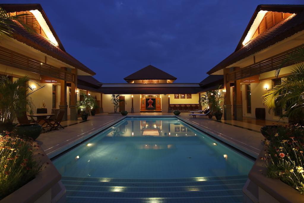 Myat Taw Win Hotel Naypyidaw Exterior foto