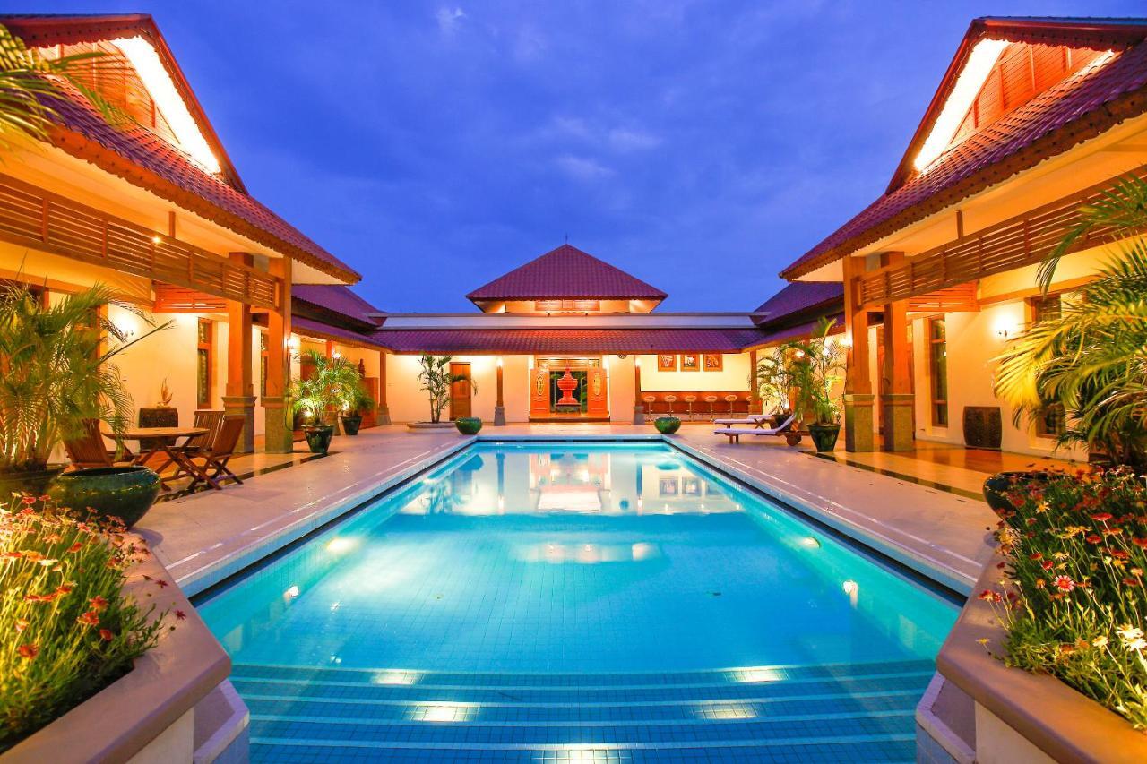 Myat Taw Win Hotel Naypyidaw Exterior foto